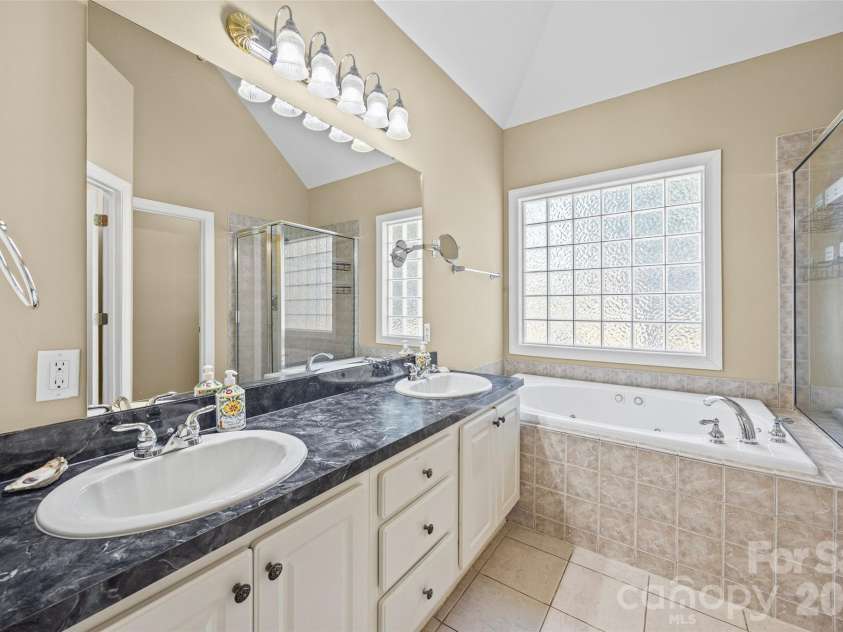 1398 The Crossing, Rock Hill, SC 29732.  MLS# CAR4393827, YatesRealty ID 37640. 