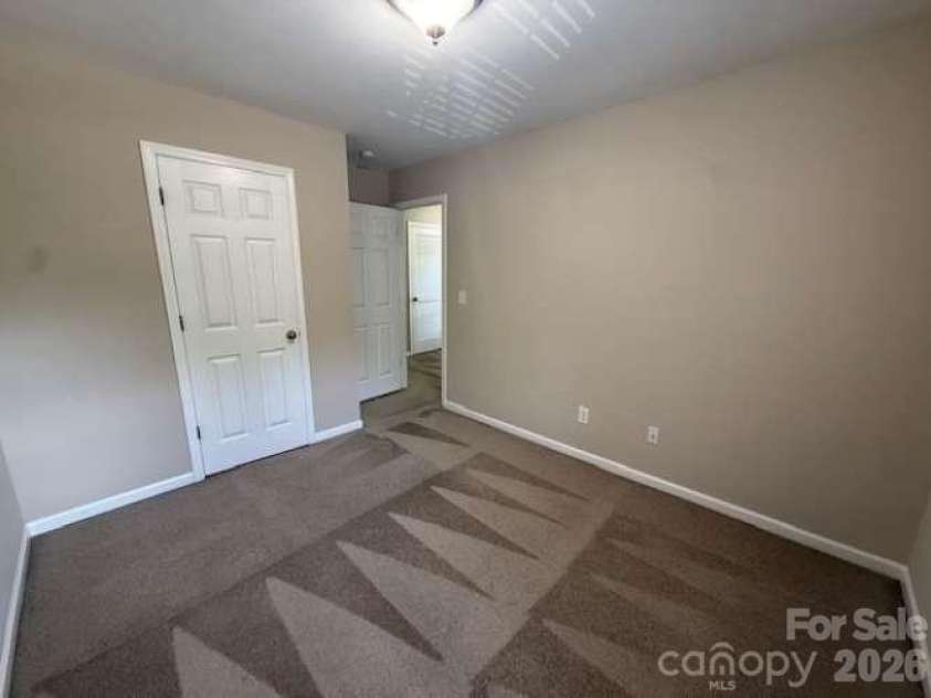 17450 Caldwell Track Drive, Cornelius, NC 28031.  MLS# CAR4403161, YatesRealty ID 37643. 