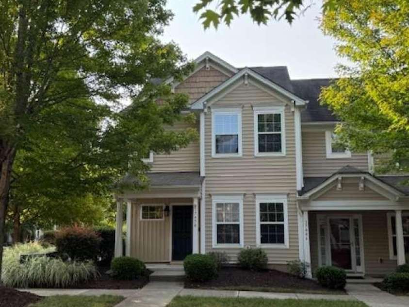 17450 Caldwell Track Drive, Cornelius, NC 28031.  MLS# CAR4403161, YatesRealty ID 37643. 