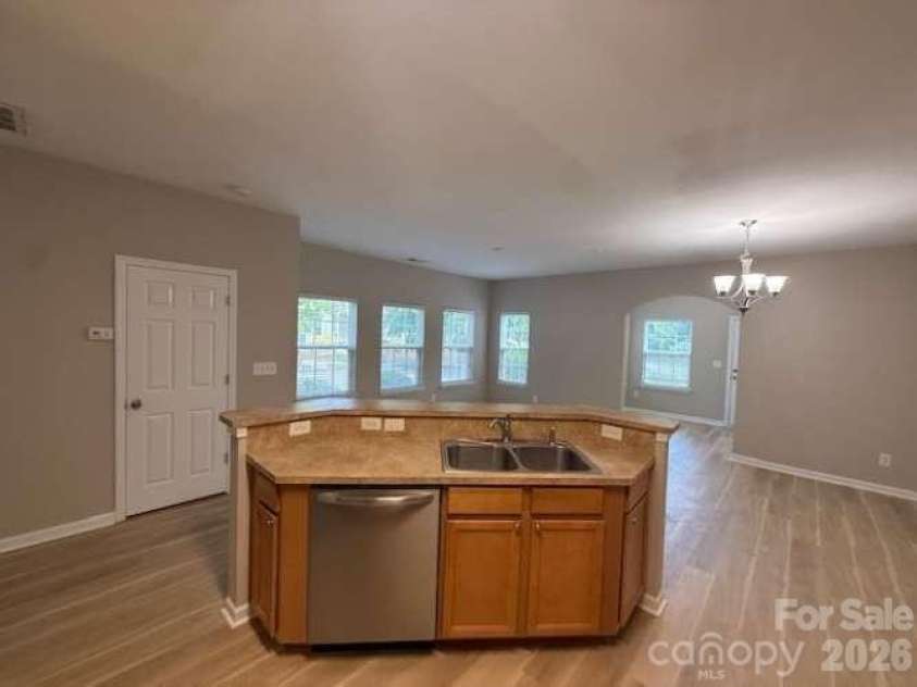 17450 Caldwell Track Drive, Cornelius, NC 28031.  MLS# CAR4403161, YatesRealty ID 37643. 
