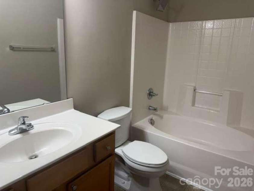 17450 Caldwell Track Drive, Cornelius, NC 28031.  MLS# CAR4403161, YatesRealty ID 37643. 