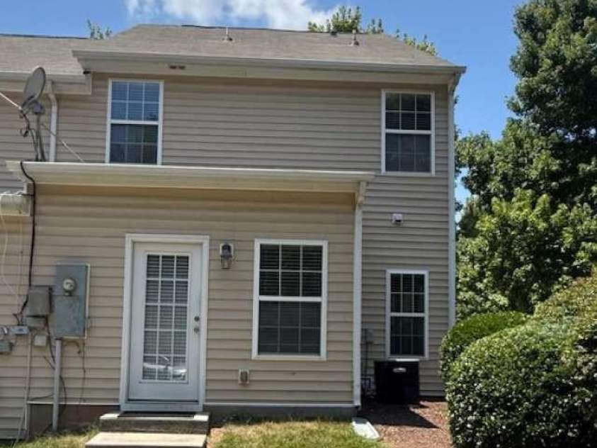 17450 Caldwell Track Drive, Cornelius, NC 28031.  MLS# CAR4403161, YatesRealty ID 37643. 