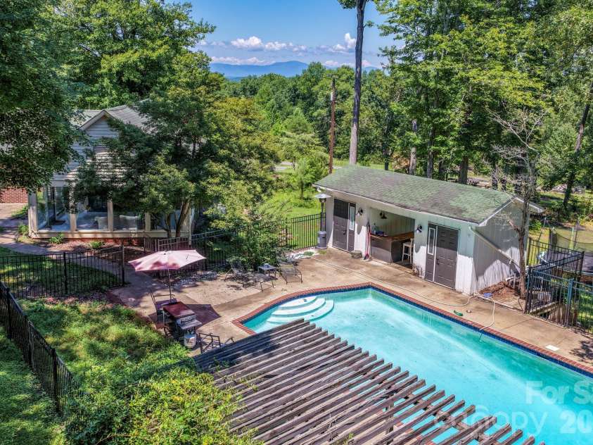 571 Piedmont Road, Rutherfordton, NC 28139.  MLS# CAR4402095, YatesRealty ID 37645. 