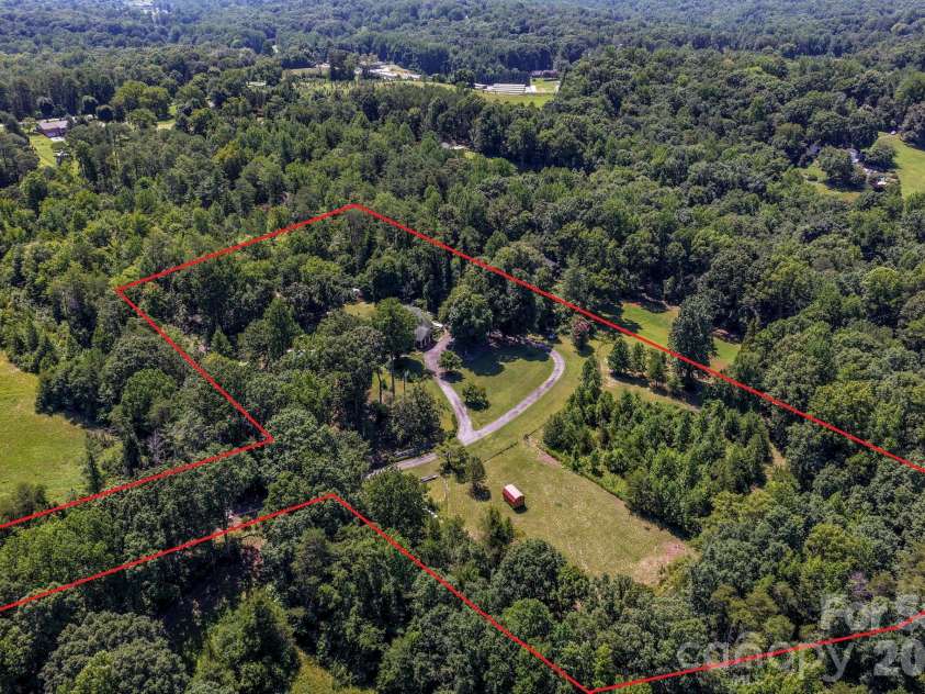571 Piedmont Road, Rutherfordton, NC 28139.  MLS# CAR4402095, YatesRealty ID 37645. 
