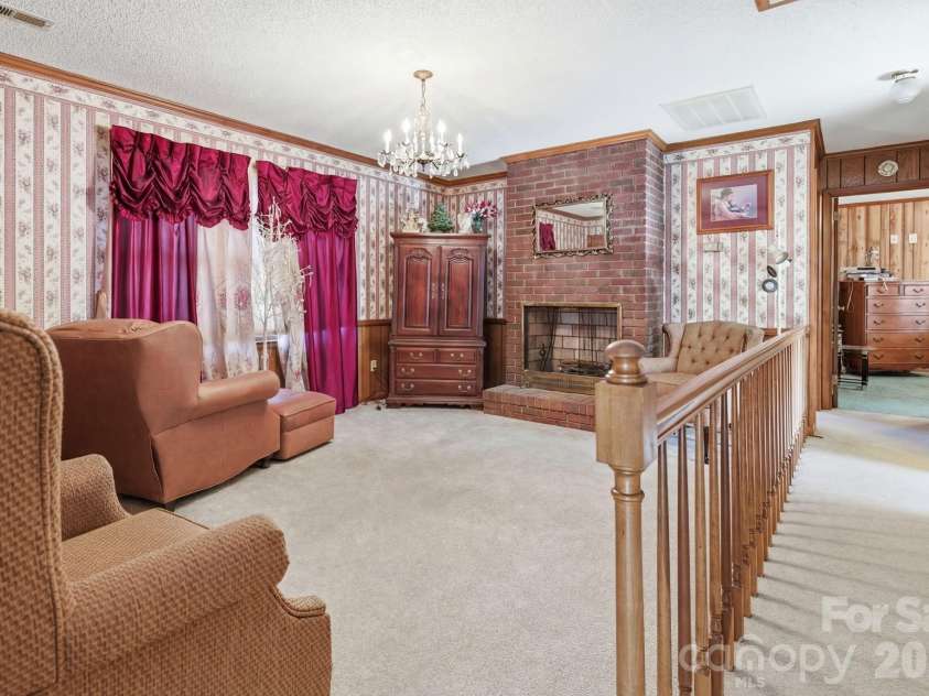 2534 44th Avenue, Hickory, NC 28601.  MLS# CAR4311264, YatesRealty ID 3765. 2nd Living area on 2nd floor