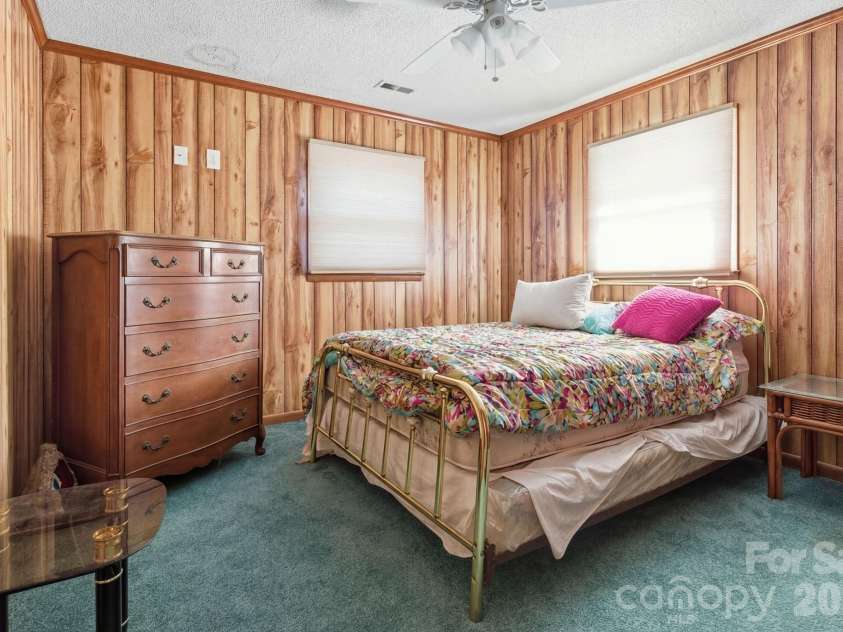 2534 44th Avenue, Hickory, NC 28601.  MLS# CAR4311264, YatesRealty ID 3765. 4th Bedroom on 2nd Floor