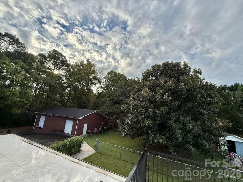 2534 44th Avenue, Hickory, NC 28601.  MLS# CAR4311264, YatesRealty ID 3765. 