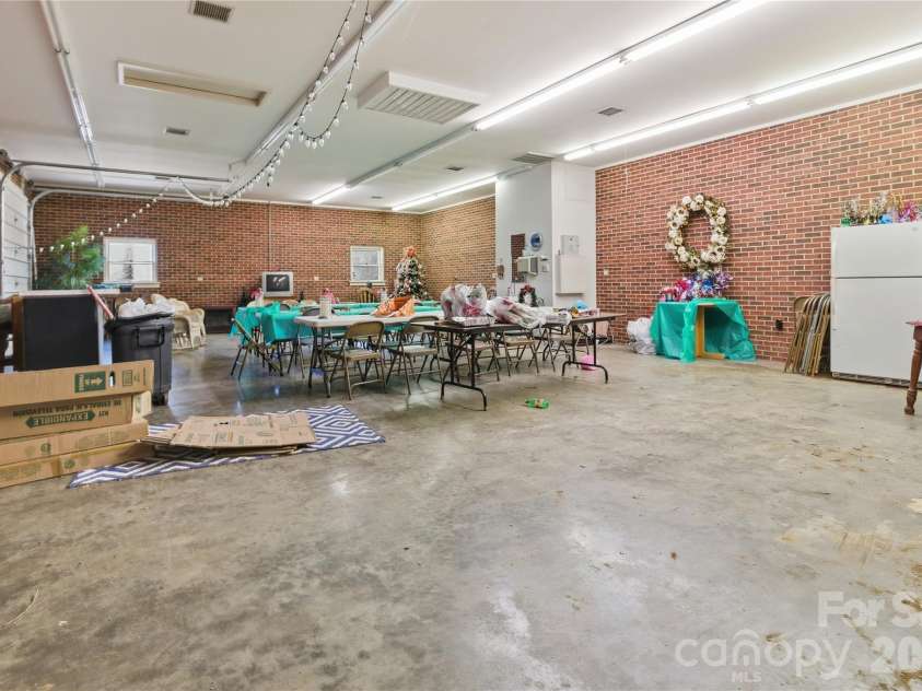 2534 44th Avenue, Hickory, NC 28601.  MLS# CAR4311264, YatesRealty ID 3765. Inside Building 