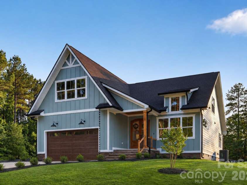 105 Wharf Lane, Statesville, NC 28677.  MLS# CAR4393153, YatesRealty ID 37650. 