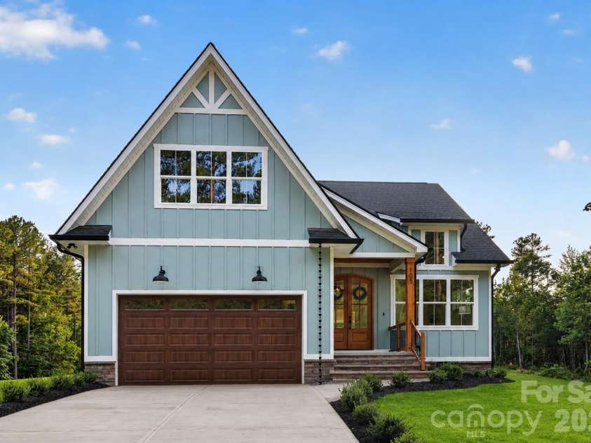 105 Wharf Lane, Statesville, NC 28677.  MLS# CAR4393153, YatesRealty ID 37650. 