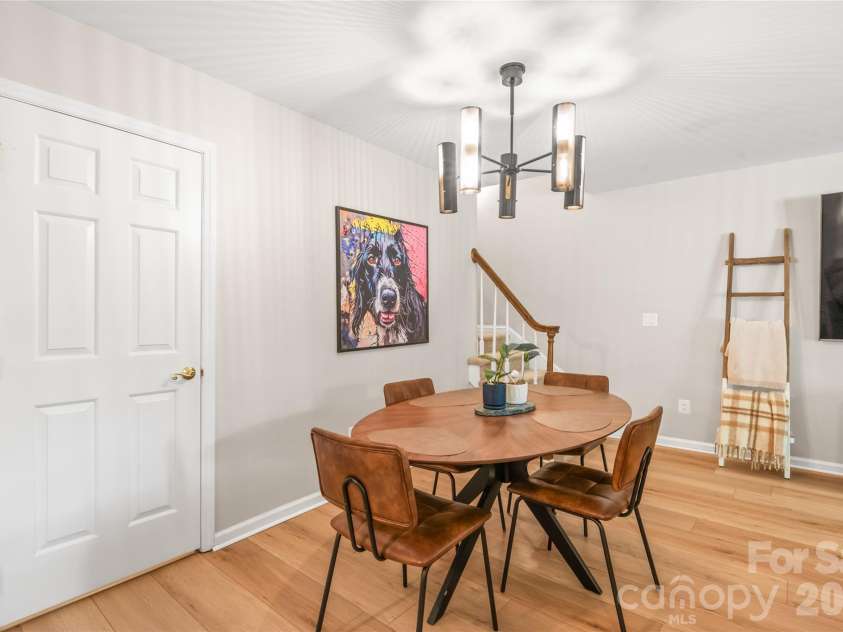 3538 Colony Crossing Drive, Charlotte, NC 28226.  MLS# CAR4404083, YatesRealty ID 37651. 