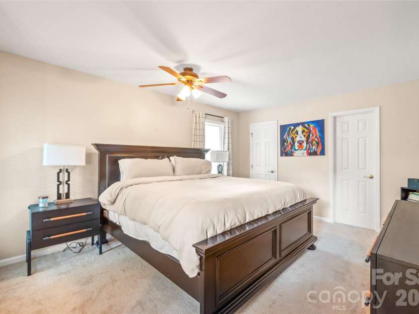 3538 Colony Crossing Drive, Charlotte, NC 28226.  MLS# CAR4404083, YatesRealty ID 37651. 
