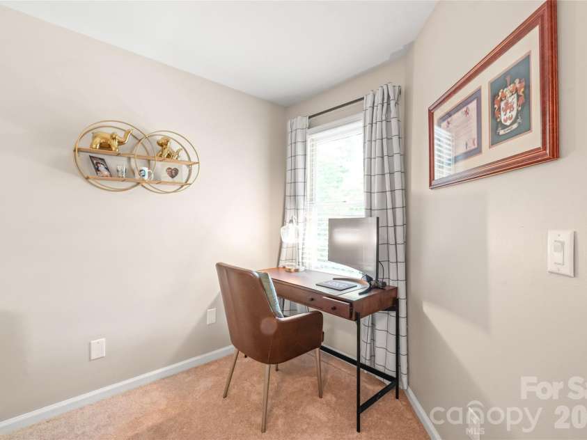 3538 Colony Crossing Drive, Charlotte, NC 28226.  MLS# CAR4404083, YatesRealty ID 37651. 
