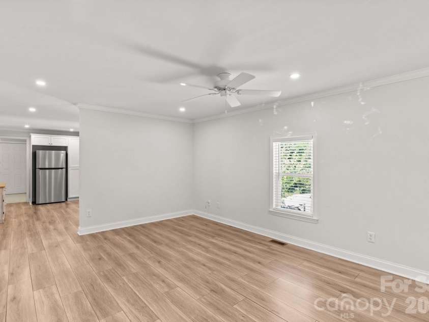 223 Nesbit Drive, Salisbury, NC 28147.  MLS# CAR4404104, YatesRealty ID 37654. 