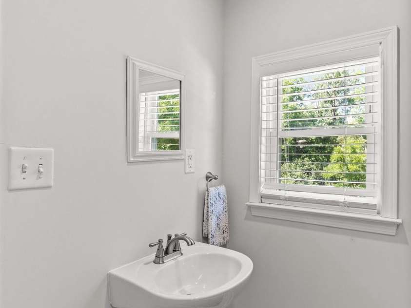 223 Nesbit Drive, Salisbury, NC 28147.  MLS# CAR4404104, YatesRealty ID 37654. 