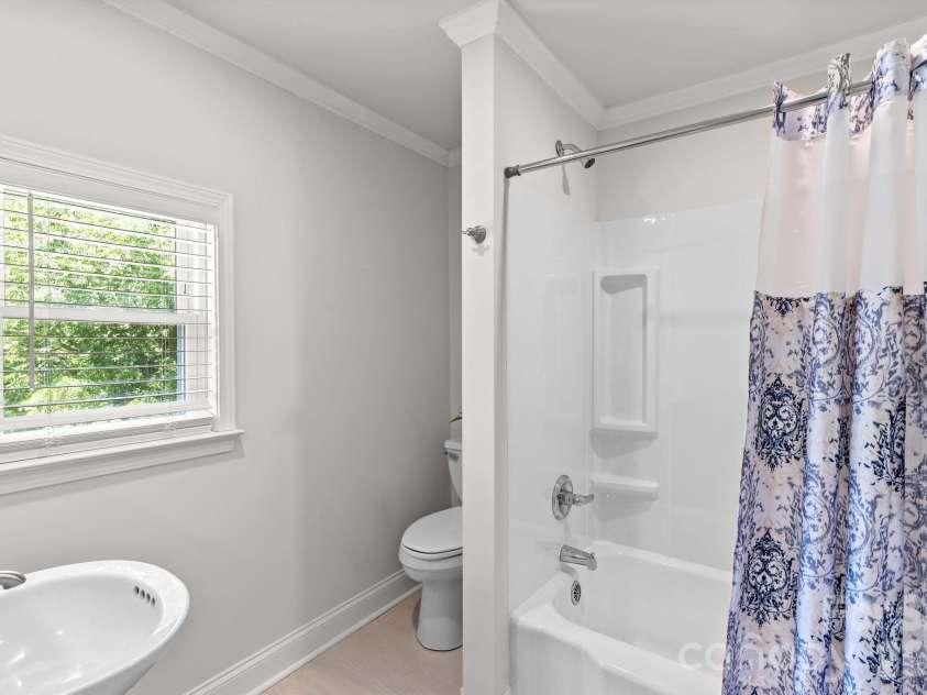 223 Nesbit Drive, Salisbury, NC 28147.  MLS# CAR4404104, YatesRealty ID 37654. 