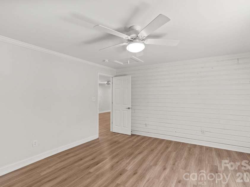 223 Nesbit Drive, Salisbury, NC 28147.  MLS# CAR4404104, YatesRealty ID 37654. 