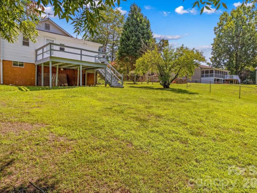 223 Nesbit Drive, Salisbury, NC 28147.  MLS# CAR4404104, YatesRealty ID 37654. 