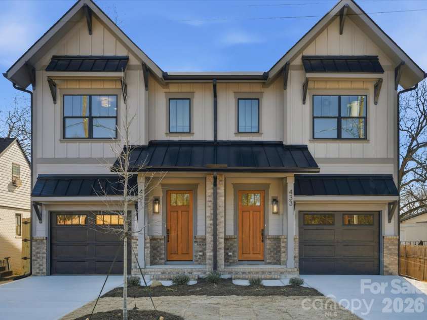 431 Peterson Drive, Charlotte, NC 28203.  MLS# CAR4347133, YatesRealty ID 37656. 