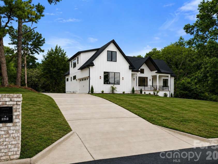 1213 Rosa Drive, Monroe, NC 28112.  MLS# CAR4377355, YatesRealty ID 37657. 