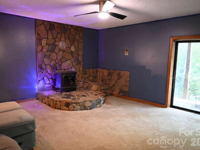 89 Woodcliff Loop, Newland, NC 28657.  MLS# CAR4381758, YatesRealty ID 37658. Basement