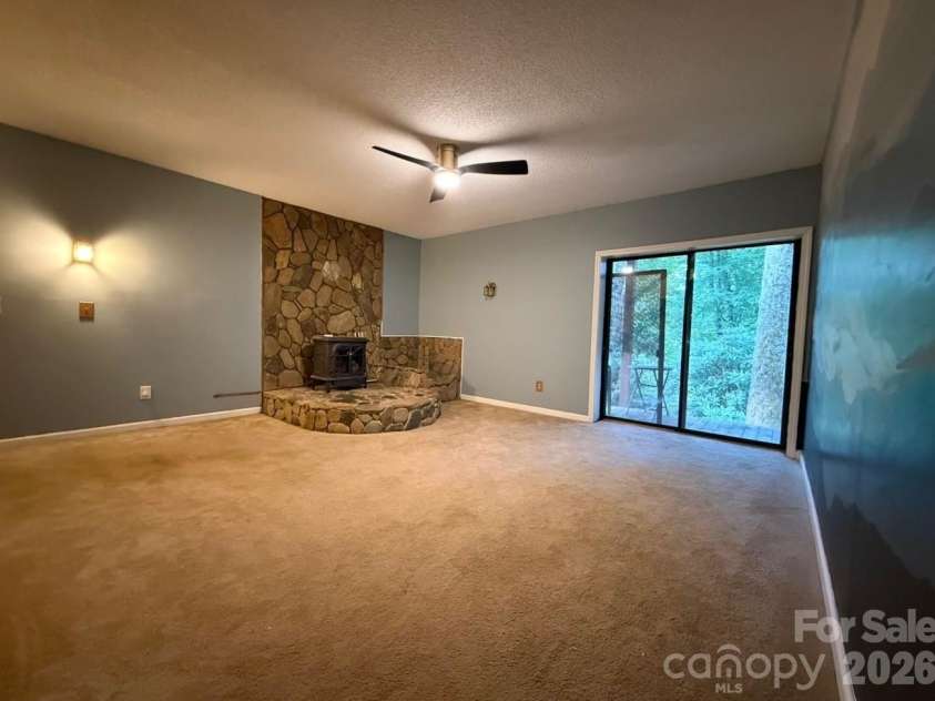 89 Woodcliff Loop, Newland, NC 28657.  MLS# CAR4381758, YatesRealty ID 37658. Basement