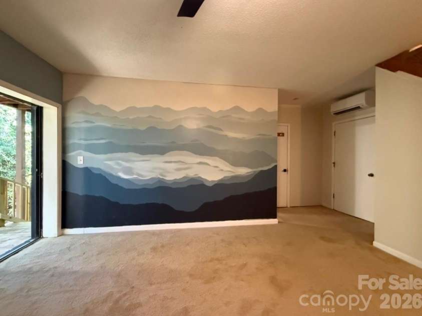89 Woodcliff Loop, Newland, NC 28657.  MLS# CAR4381758, YatesRealty ID 37658. Basement