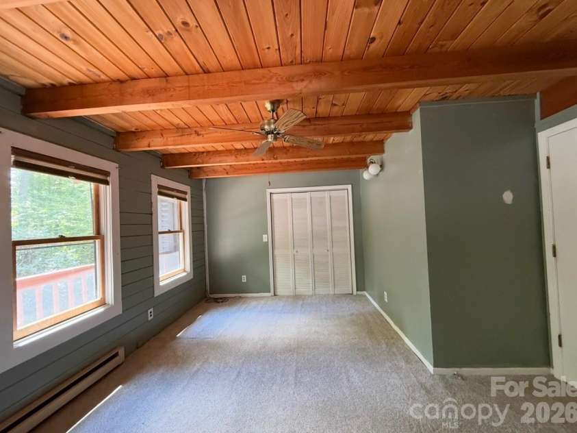 89 Woodcliff Loop, Newland, NC 28657.  MLS# CAR4381758, YatesRealty ID 37658. Main level Bedroom