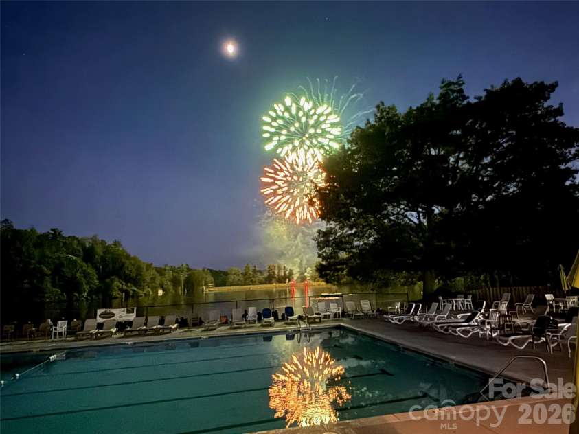 89 Woodcliff Loop, Newland, NC 28657.  MLS# CAR4381758, YatesRealty ID 37658. POA Community Pool