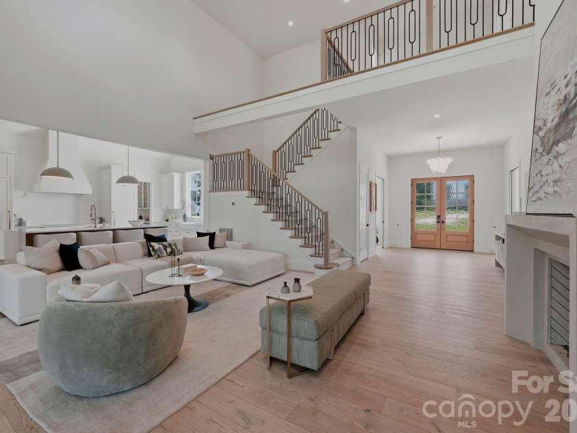 207 Sugar Maple Lane, Weddington, NC 28104.  MLS# CAR4388585, YatesRealty ID 37659. 2-Story Great Room