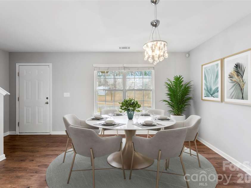 5305 Park Brook Drive, Charlotte, NC 28269.  MLS# CAR4336100, YatesRealty ID 3766. Staged Dining Room