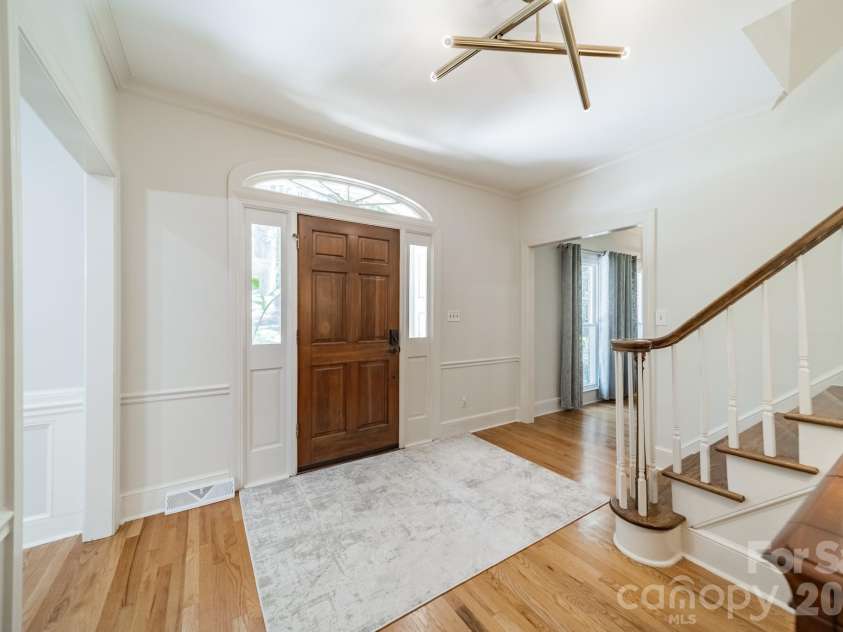 506 Abbotsford Court, Charlotte, NC 28270.  MLS# CAR4388965, YatesRealty ID 37660. 