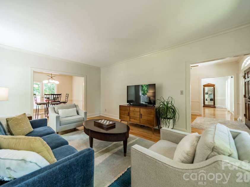506 Abbotsford Court, Charlotte, NC 28270.  MLS# CAR4388965, YatesRealty ID 37660. 