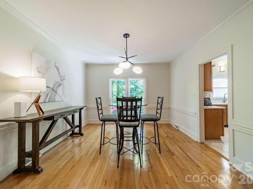 506 Abbotsford Court, Charlotte, NC 28270.  MLS# CAR4388965, YatesRealty ID 37660. 