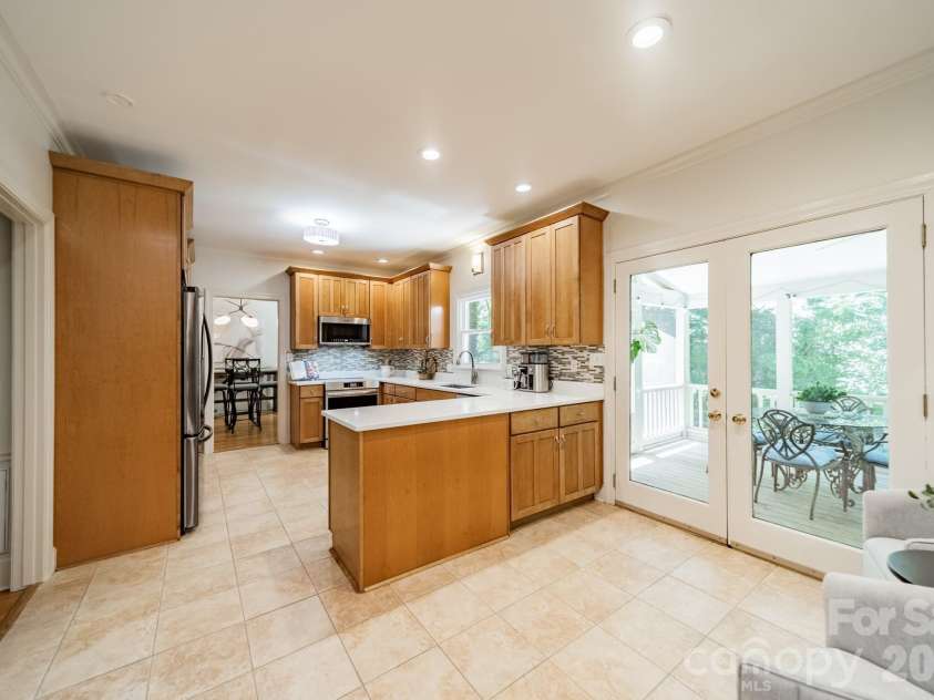 506 Abbotsford Court, Charlotte, NC 28270.  MLS# CAR4388965, YatesRealty ID 37660. 