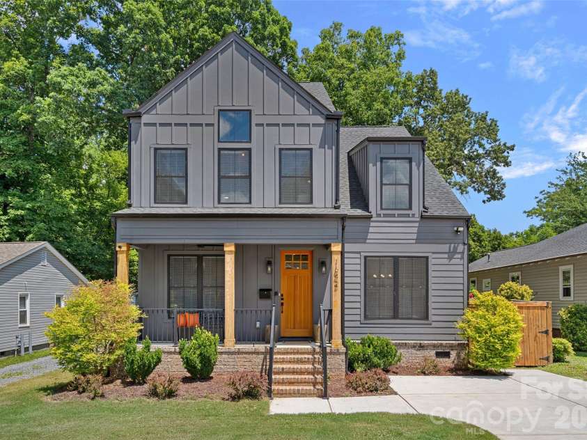 1642 Longfellow Street, Charlotte, NC 28205.  MLS# CAR4394987, YatesRealty ID 37661. 