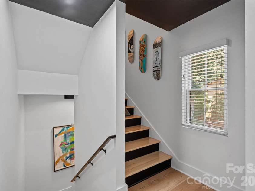 1642 Longfellow Street, Charlotte, NC 28205.  MLS# CAR4394987, YatesRealty ID 37661. 