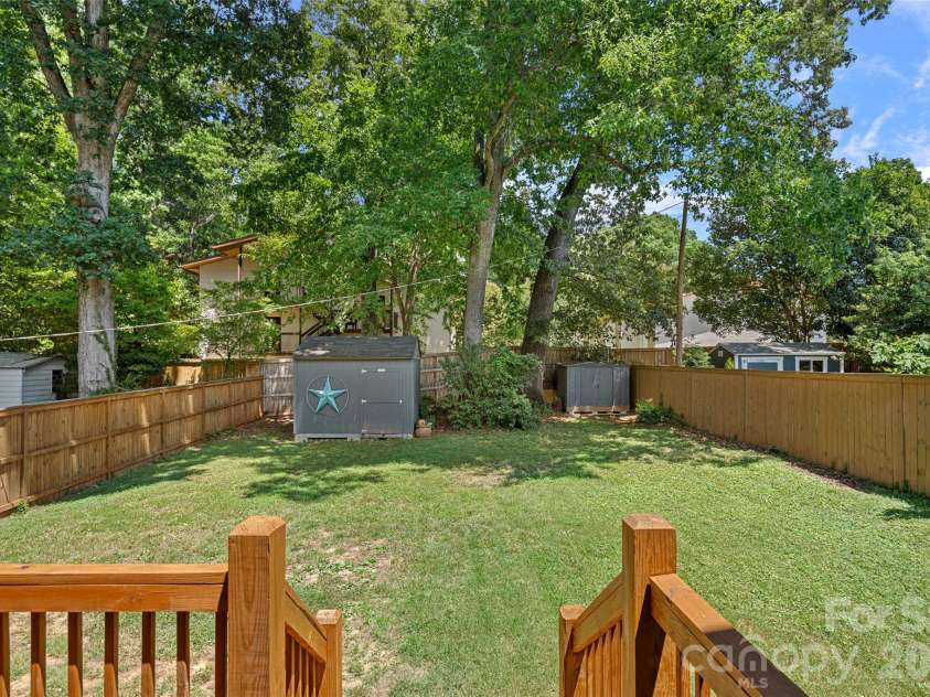 1642 Longfellow Street, Charlotte, NC 28205.  MLS# CAR4394987, YatesRealty ID 37661. 