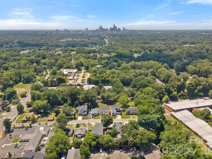 1642 Longfellow Street, Charlotte, NC 28205.  MLS# CAR4394987, YatesRealty ID 37661. 