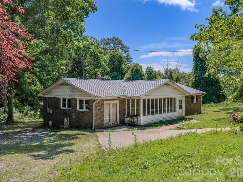 886 Pearidge Road, Bostic, NC 28018.  MLS# CAR4393871, YatesRealty ID 37662. 