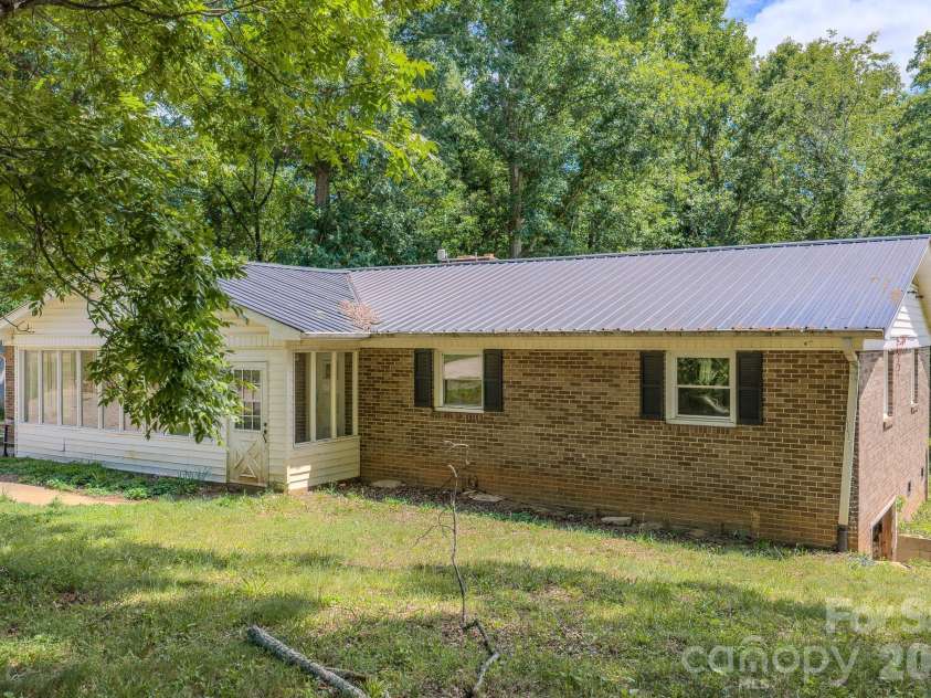 886 Pearidge Road, Bostic, NC 28018.  MLS# CAR4393871, YatesRealty ID 37662. 
