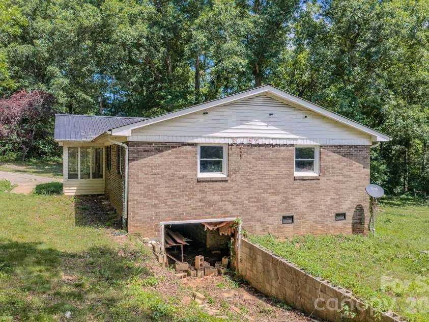 886 Pearidge Road, Bostic, NC 28018.  MLS# CAR4393871, YatesRealty ID 37662. 