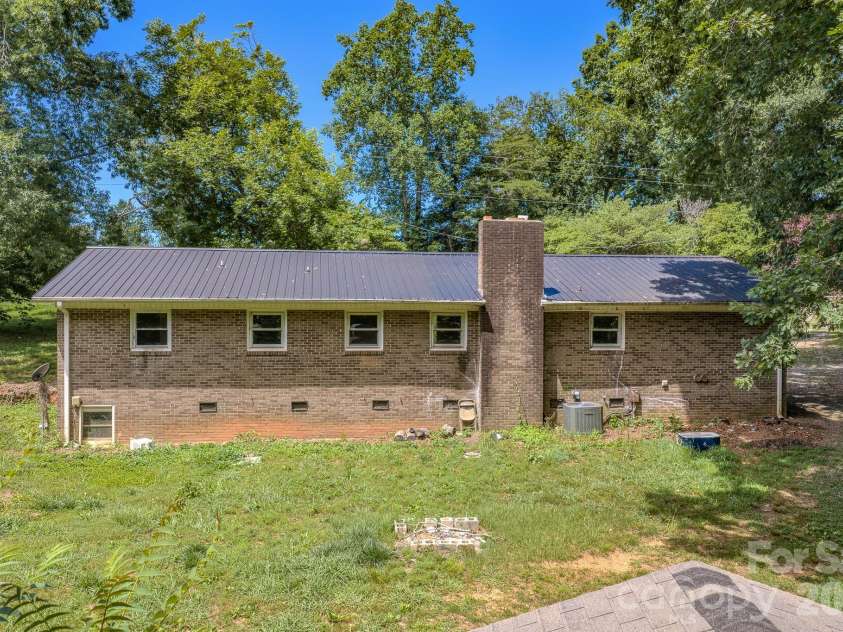 886 Pearidge Road, Bostic, NC 28018.  MLS# CAR4393871, YatesRealty ID 37662. 