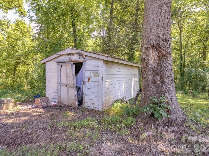 886 Pearidge Road, Bostic, NC 28018.  MLS# CAR4393871, YatesRealty ID 37662. 