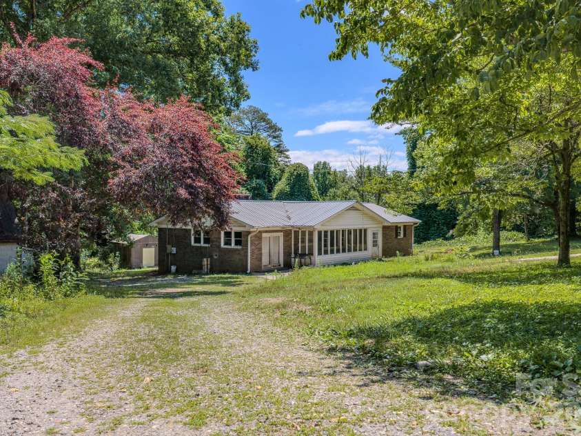 886 Pearidge Road, Bostic, NC 28018.  MLS# CAR4393871, YatesRealty ID 37662. 