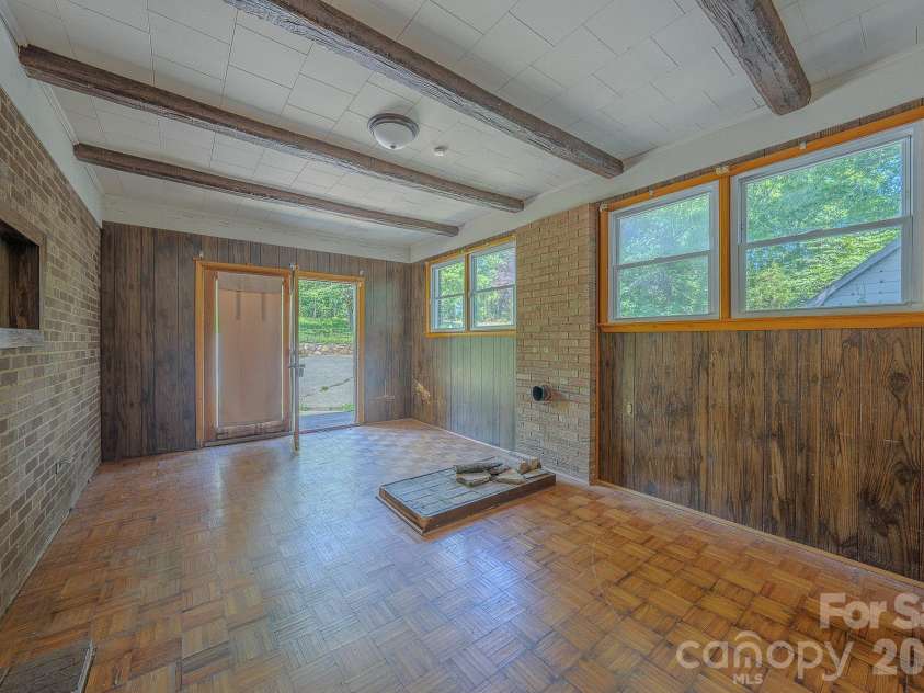 886 Pearidge Road, Bostic, NC 28018.  MLS# CAR4393871, YatesRealty ID 37662. Mudroom