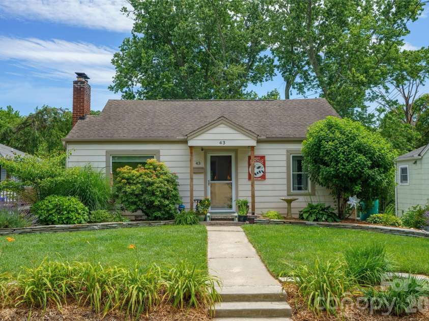 43 Morris Street, Asheville, NC 28806.  MLS# CAR4394905, YatesRealty ID 37664. 
