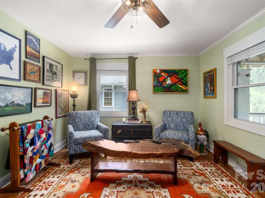 43 Morris Street, Asheville, NC 28806.  MLS# CAR4394905, YatesRealty ID 37664. 