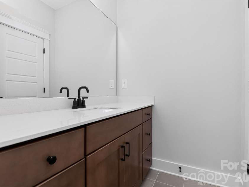 17222 Monocacy Boulevard, Huntersville, NC 28078.  MLS# CAR4396980, YatesRealty ID 37665. 2nd Floor Bathroom