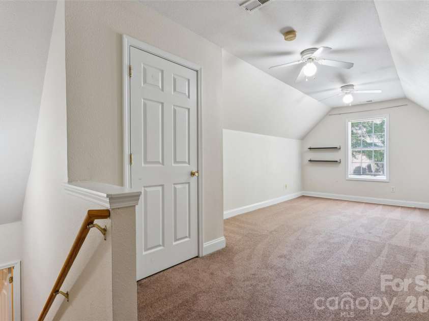 1826 Wilburn Park Lane, Charlotte, NC 28269.  MLS# CAR4399485, YatesRealty ID 37666. 